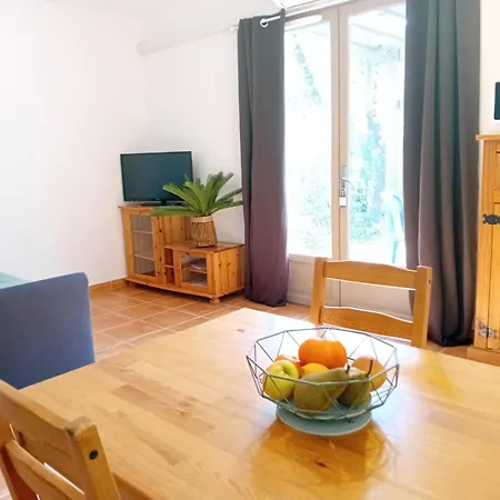 Hébergement de vacances Mazet Provencal Climatise 5 Pers Jardin Et Parking Gaujac (Gard)