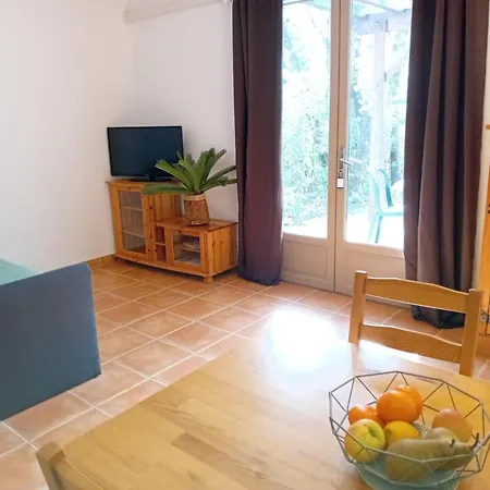 Mazet Provencal Climatise 5 Pers Jardin Et Parking Hébergement de vacances Gaujac (Gard)