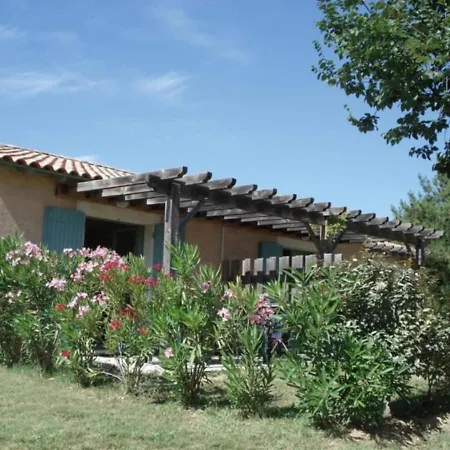 Mazet Provencal Climatise 5 Pers Jardin Et Parking Hébergement de vacances *