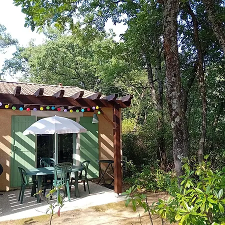 Hébergement de vacances Mazet Provencal Climatise 5 Pers Jardin Et Parking Gaujac (Gard)
